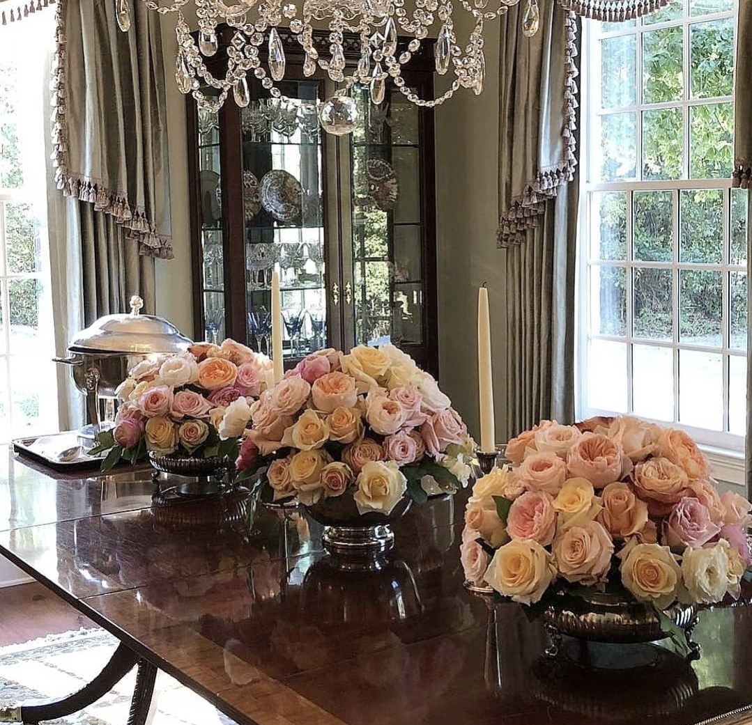 Event floral with pink rose