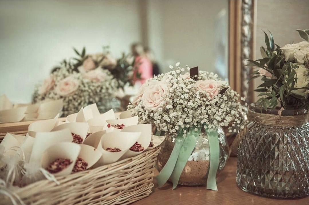 Wedding arrangements flower vase