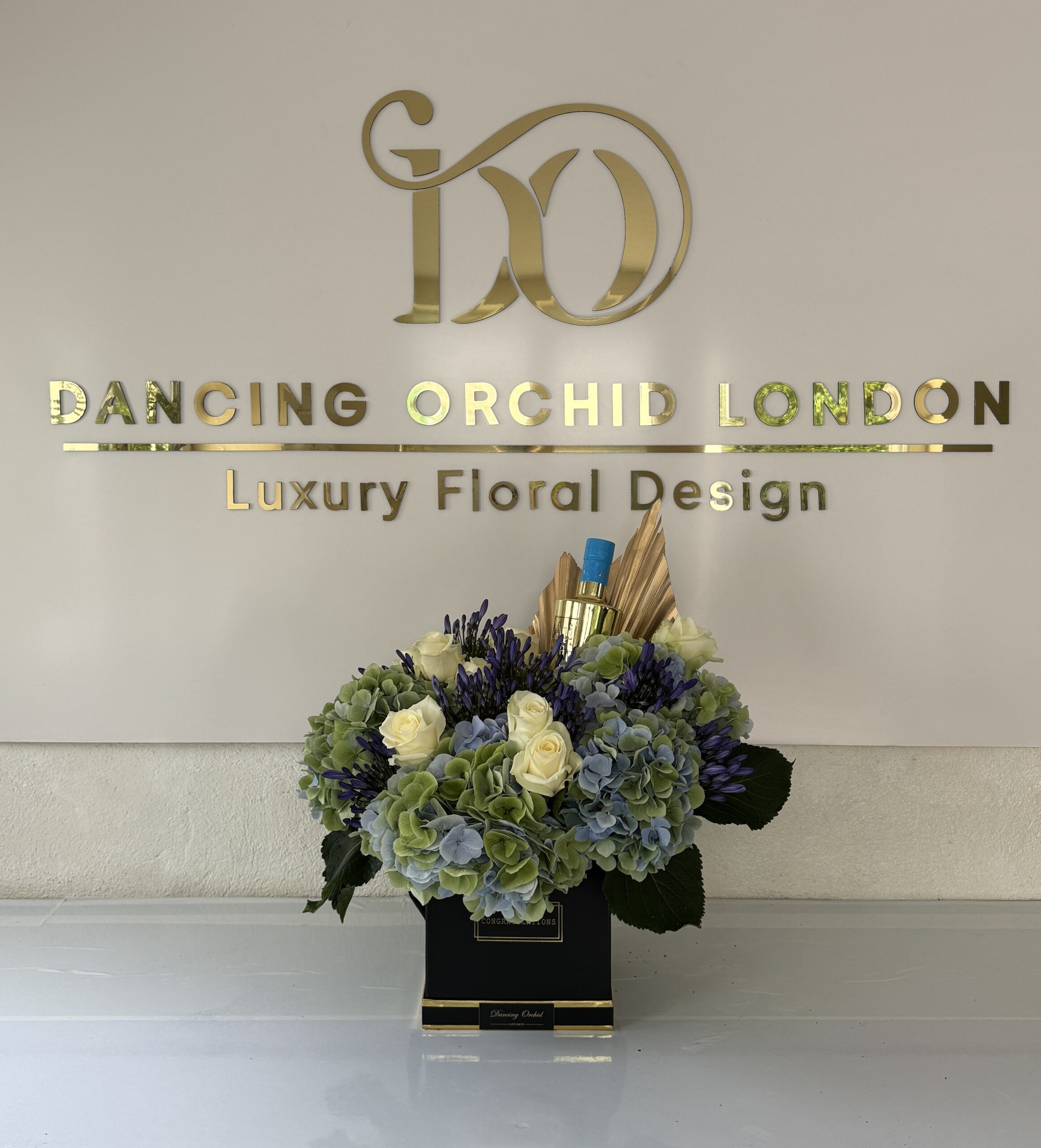 Luxe bloom black box